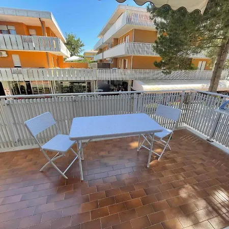 Apartament In 42843